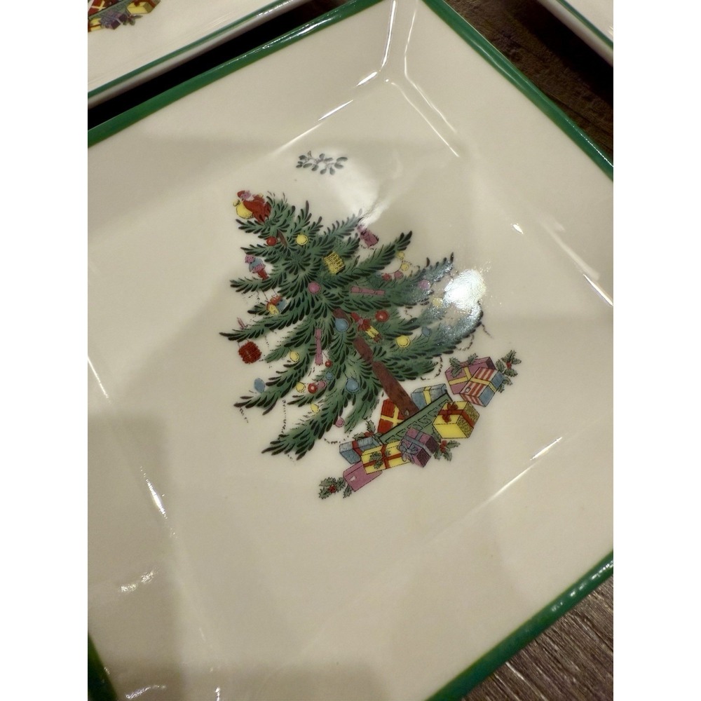 Spode Christmas Tree Collection Tidbit Square Plates, 5" Set of 4 - Picture 4 of 9